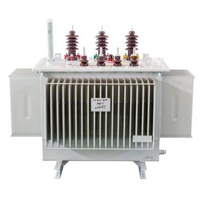 S11 Transformateur immergé dans l'huile 250kva 15kv 22kv 0,4kv pour 3 phases à double enroulement au Ghana