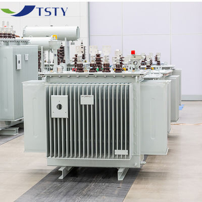 Transformateur à trois phases 1000 KVA 1250 kva immergé dans l'huile pour réseaux de distribution d'électricité