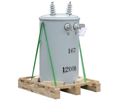 10 kVA 500 kVA Transformateur cylindrique monté sur un pôle pour un système de distribution d'énergie