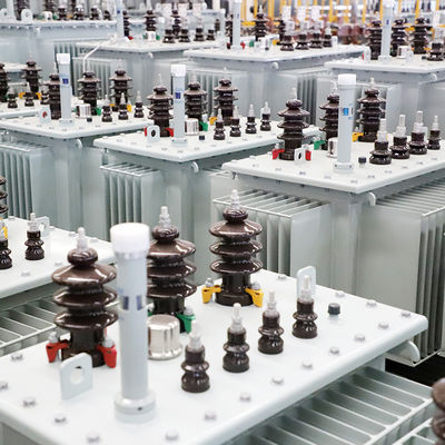 100kVA 750kVA électrique MV HV transformateur électrique à huile en marche vers le haut et vers le bas 12,5kV 13,8kV/415V